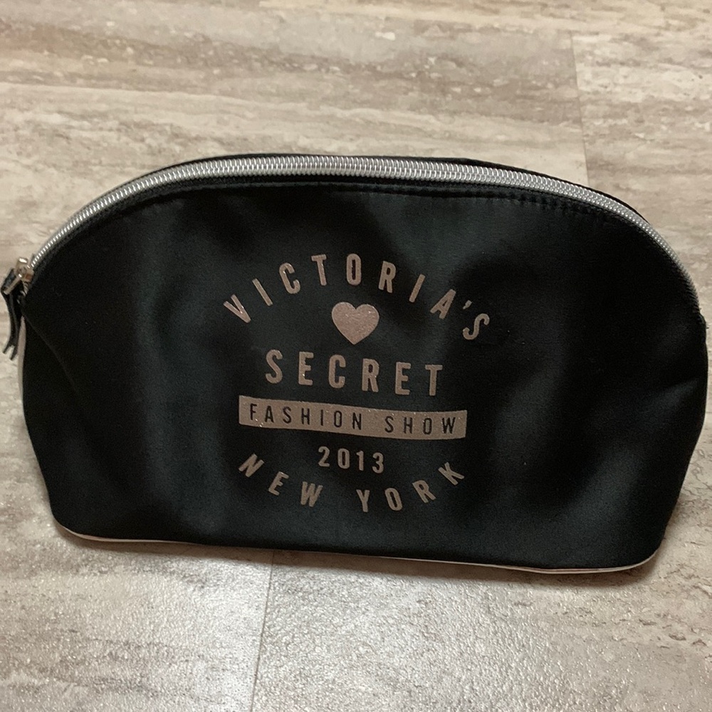 Victorias Secret bag